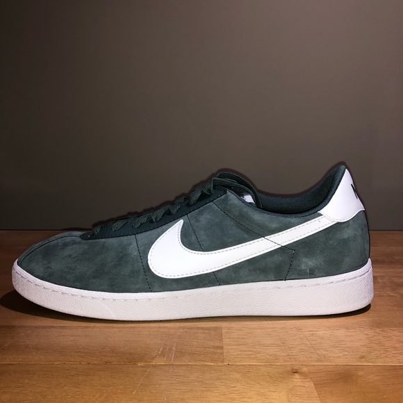Nike Other - Nike Bruin